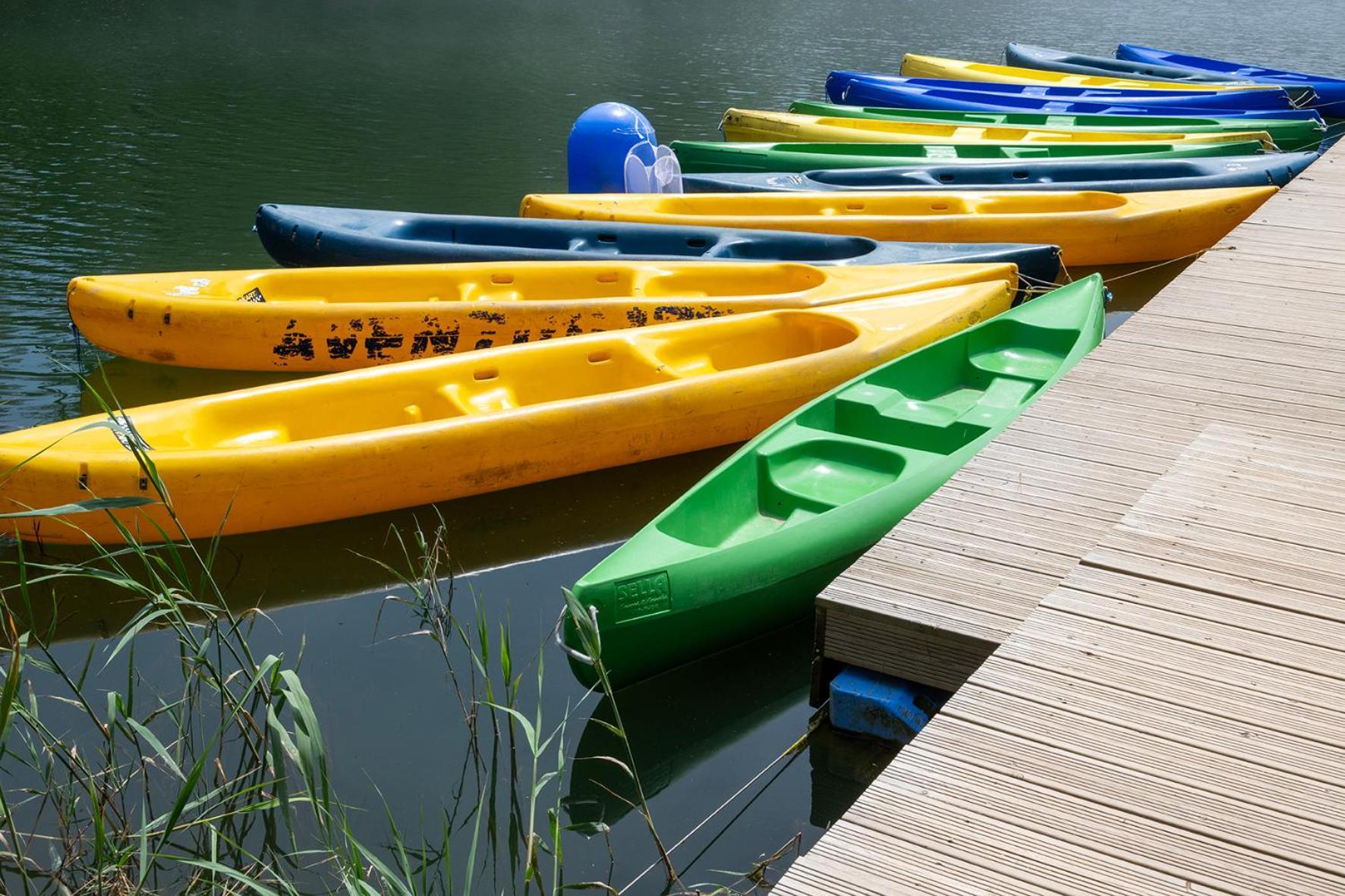 Major Beach And Lake Pontevedra Esterno foto