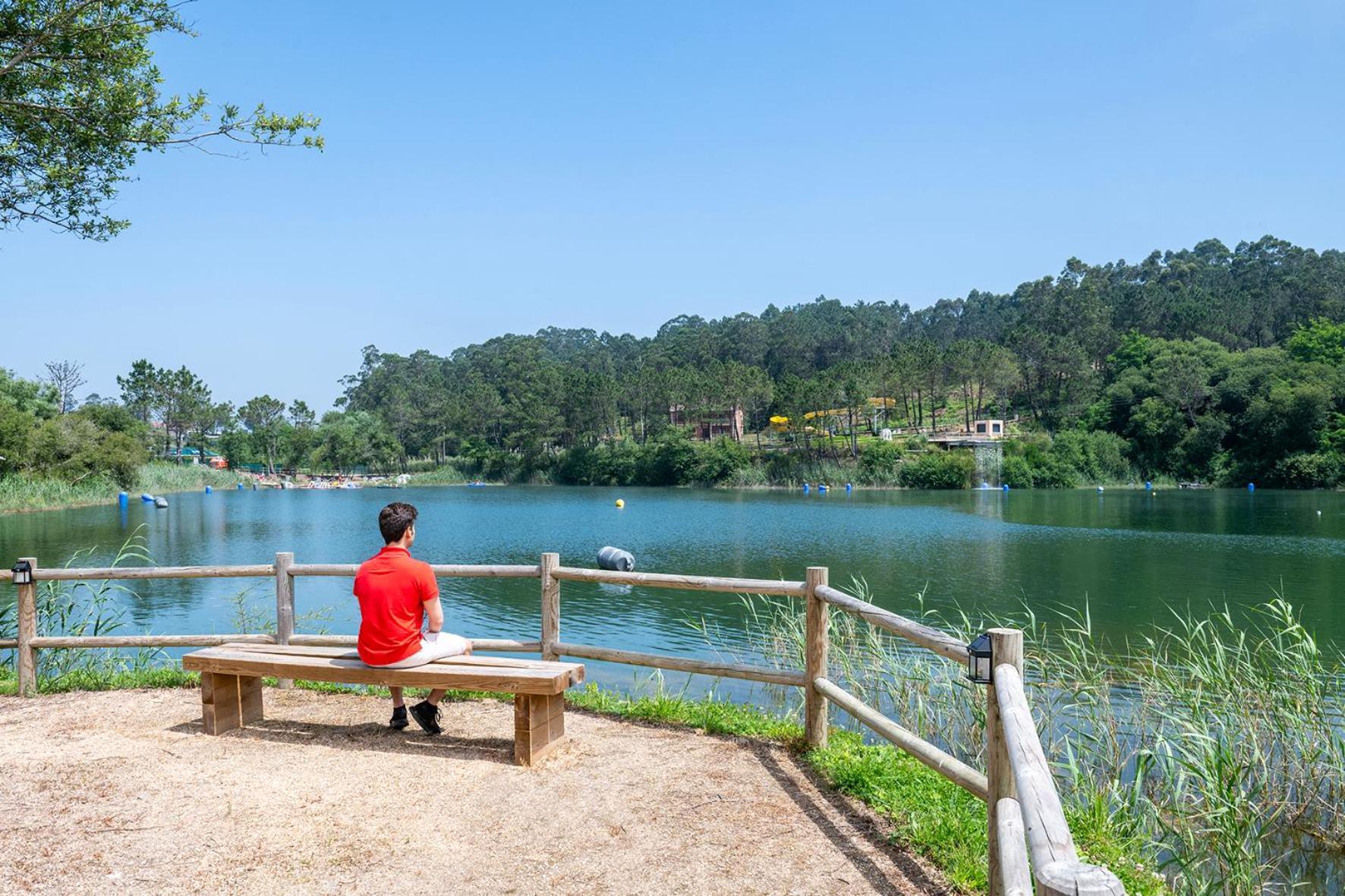 Major Beach And Lake Pontevedra Esterno foto