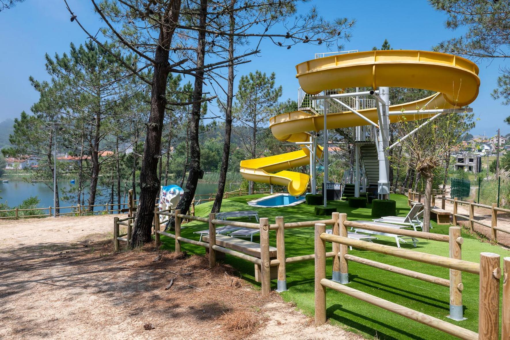 Major Beach And Lake Pontevedra Esterno foto